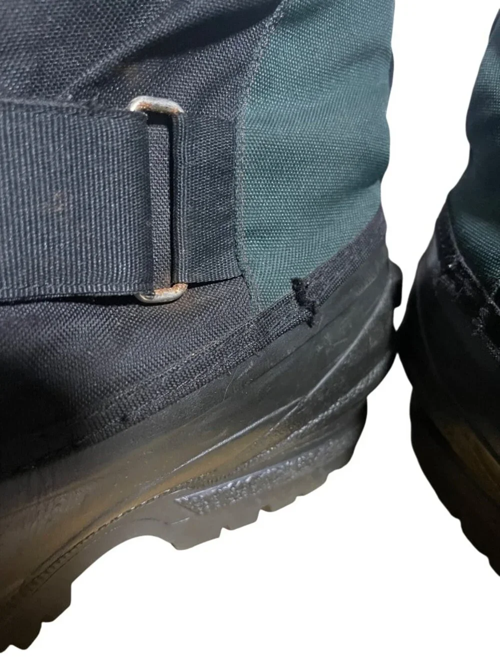 Arctic Tracks Winter Snow Boots Black & Green Insulated Waterproof Outdoor Mens
